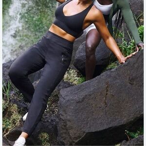 NEW! Athleta Trekkie North Jogger Size Medium